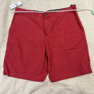 BNWT Men’s Red Tommy Hilfiger Classic Fit Shorts sz 40